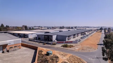 Pomona Junction Business Park, 164 Deodar St